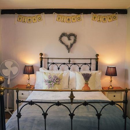 Michouat Chambre D'Hotes Vidou 외부 사진